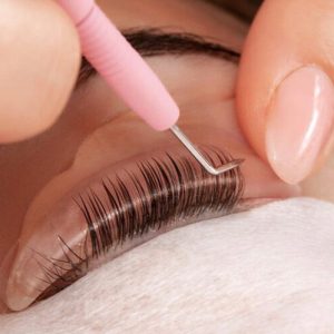 Transform Your Lashes with a Lash Lift | Dream Lashes and Brows
